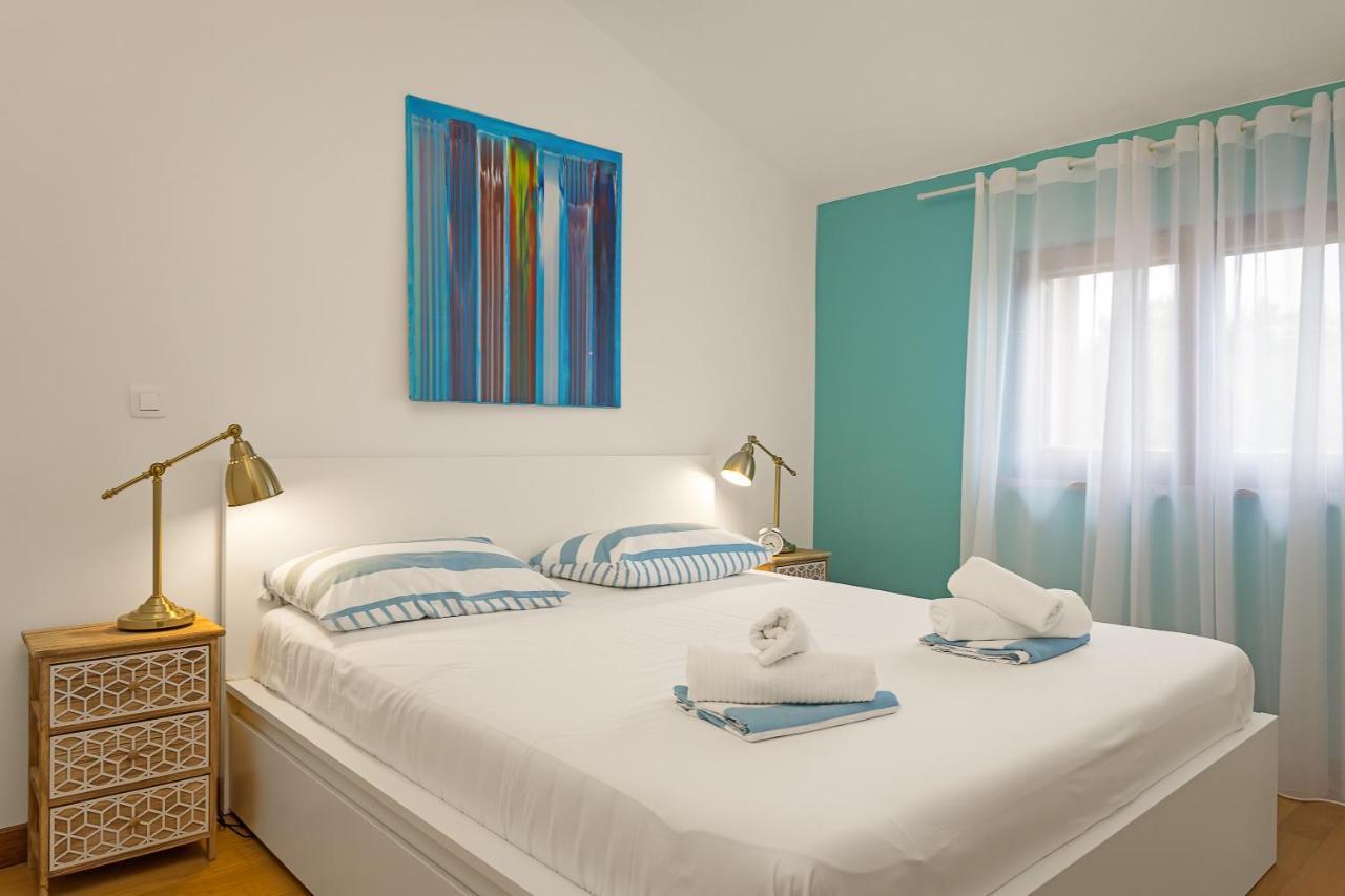 Apartments Cesare With Shared Pool Liznjan Exterior photo